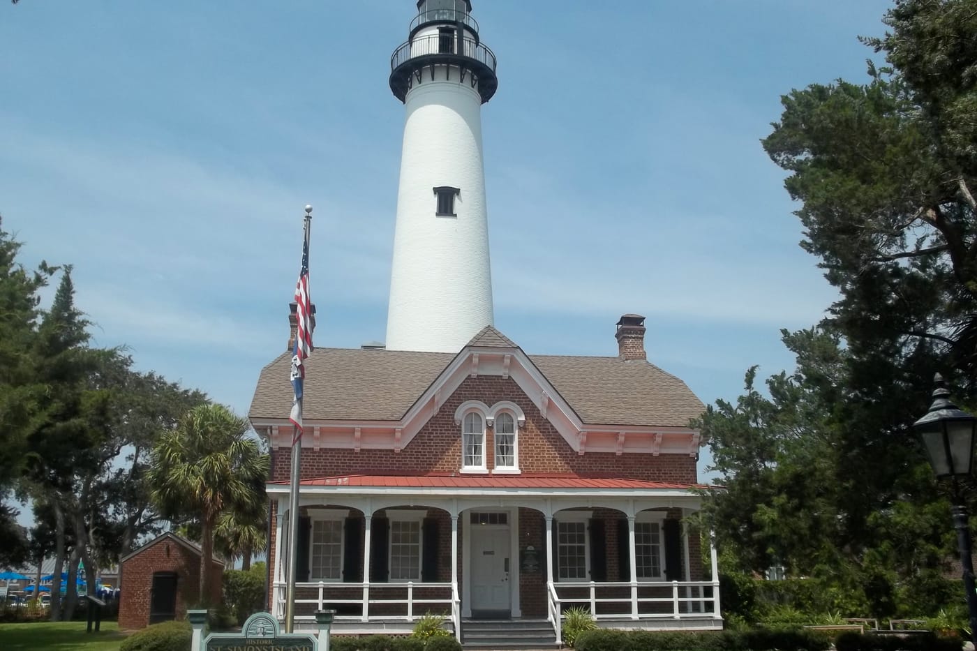 The St. Simons Island lighthouse and keeper's building